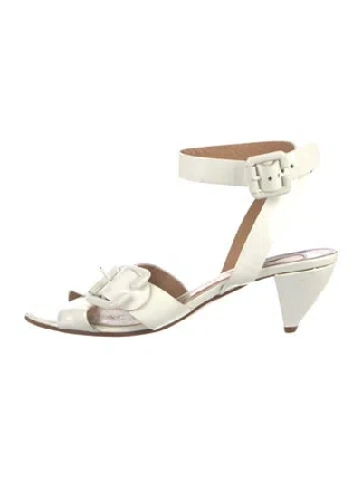 Pre-owned Chloé Patent Leather Sandals In White