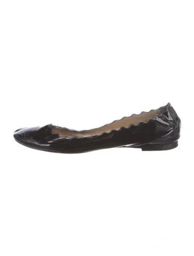 Pre-owned Chloé Patent Leather Scalloped Accent Ballet Flats In Black