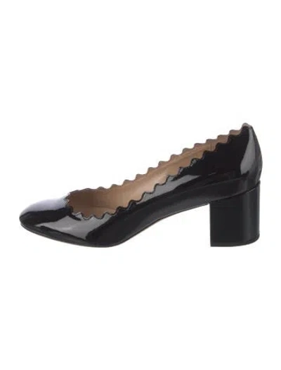 Pre-owned Chloé Patent Leather Scalloped Accent Pumps In Black