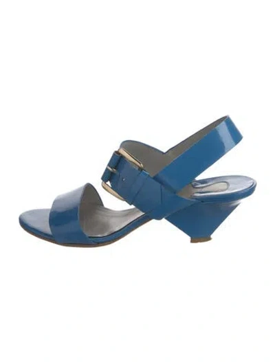 Pre-owned Chloé Patent Leather Slingback Sandals In Blue