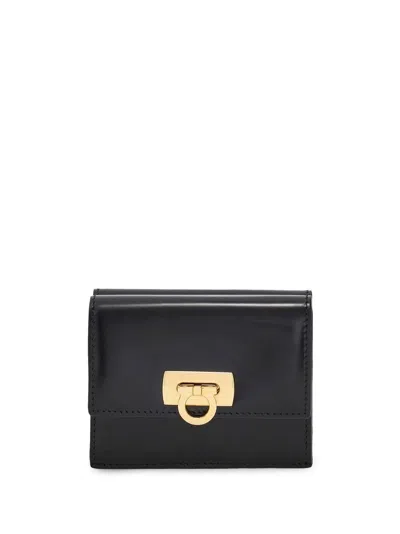 Chloé Black Leather Wallet With Gancini Hook Closure