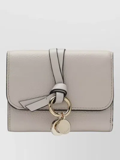 Chloé Pebbled Wallet Cardholder Decorative Ring Detail In Gray