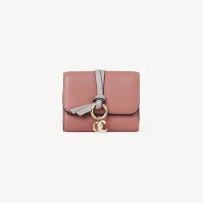 Chloé Petit Portefeuille À Trois Volets Alphabet En Cuir Grainé Femme Rose Taille Onesize 100% Cuir De Vea In Pink