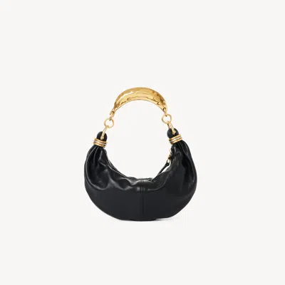 Chloé Petit Sac Hobo Bracelet Bag Avec Poignée Métal En Cuir Grainé In Black