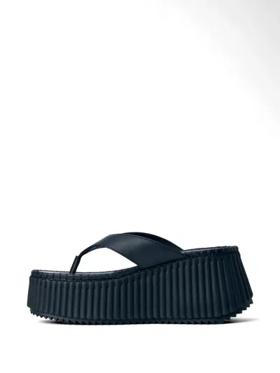 Chloé Platform Ridged-sole Sandals In Black