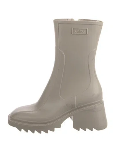 Pre-owned Chloé Rubber Rain Boots In Gray
