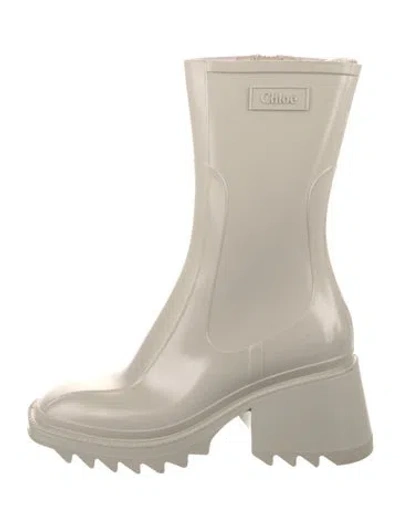 Pre-owned Chloé Rubber Rain Boots In Neutral