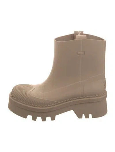 Pre-owned Chloé Rubber Rain Boots In Neutral