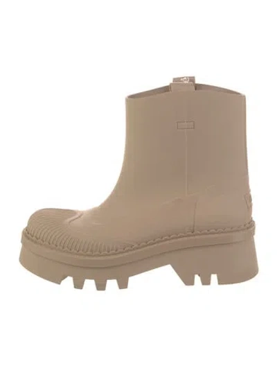 Pre-owned Chloé Rubber Rain Boots In Neutral