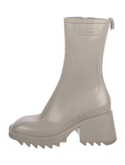 Pre-owned Chloé Rubber Rain Boots In Neutral