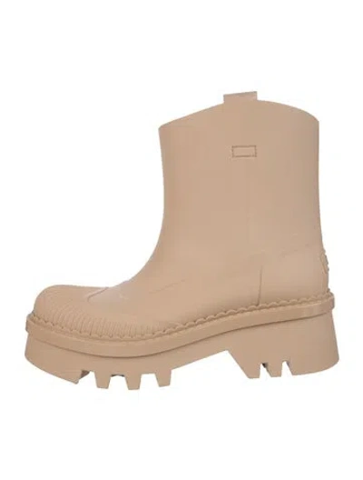 Pre-owned Chloé Rubber Rain Boots In Neutral