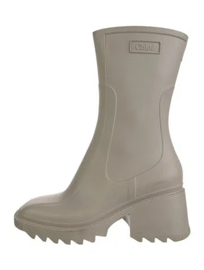 Pre-owned Chloé Rubber Rain Boots In Neutrals