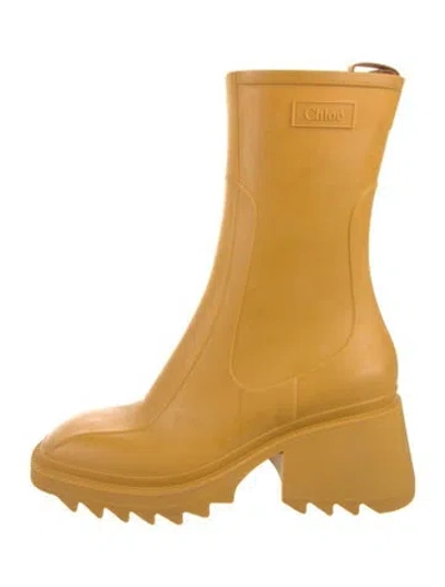 Pre-owned Chloé Rubber Rain Boots In Yellow