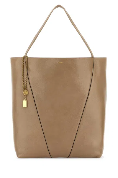 Chloé Sand Leather Large Spin Shopping Bag In Gray