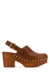 Chloé Women Jeannette Heel Clogs In Brown