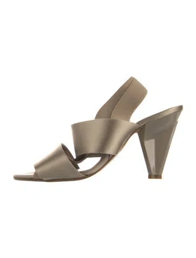 Pre-owned Chloé Satin Slingback Pumps In Neutral