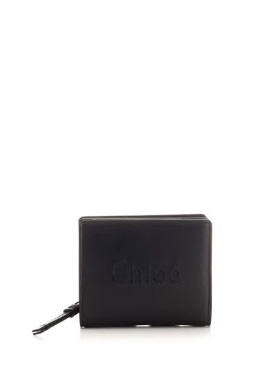 Chloé Sense Compact Wallet In Black