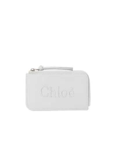 Chloé Zipped Logo Printed Cardholder In White