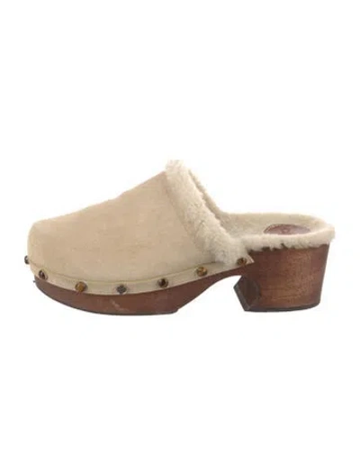 Pre-owned Chloé Shearling Mules In Neutral