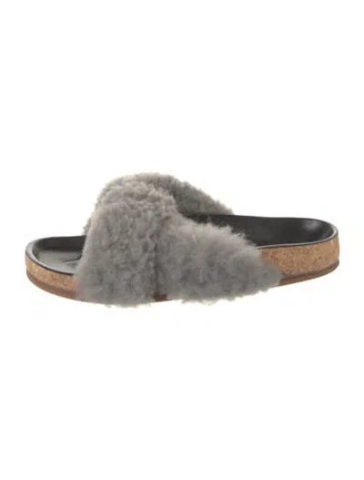 Pre-owned Chloé Shearling Slides In Gray