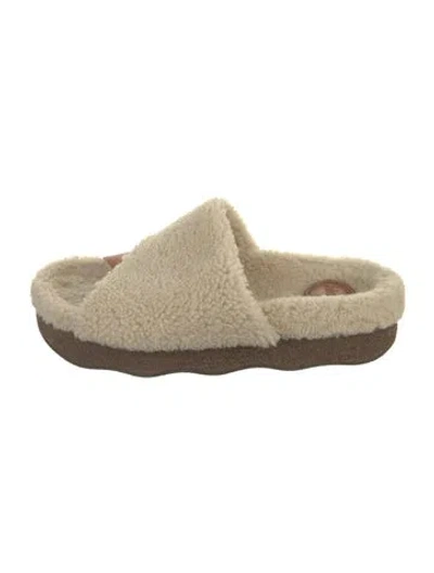 Pre-owned Chloé Shearling Slides In Neutral