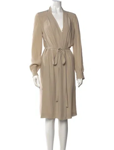 Pre-owned Chloé Silk Knee-length Dress In Neutrals