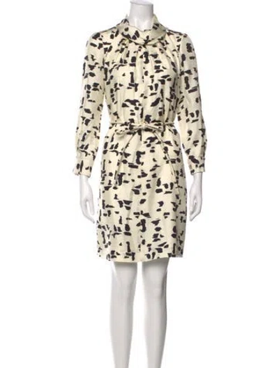 Pre-owned Chloé Silk Knee-length Dress In Yellow