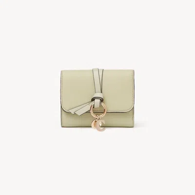 Chloé Small Alphabet Tri-fold In Grained Leather In Green