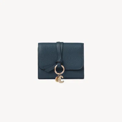 Chloé Small Alphabet Tri-fold In Grained Leather In Blue