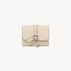 Chloé Portefeuille Compact À Trois Volets Alphabet En Cuir Grainé Femme Beige Taille Onesize 100% Cuir De In Beige