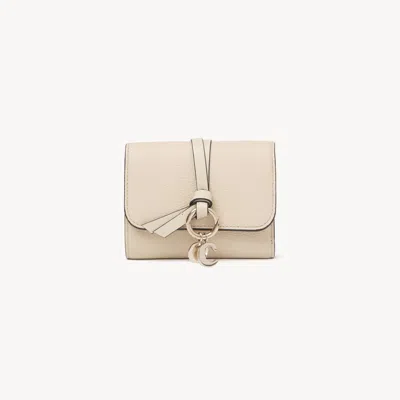 Chloé Portefeuille Compact À Trois Volets Alphabet En Cuir Grainé Femme Beige Taille Onesize 100% Cuir De