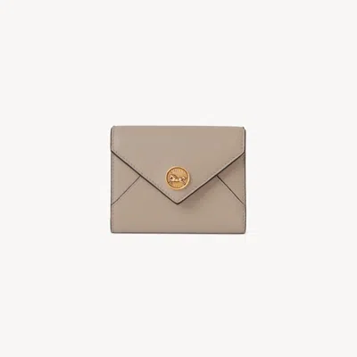 Chloé Small Envelope Tri-fold In Grained Leather In Gray