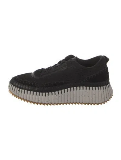 Pre-owned Chloé Sneakers In Black