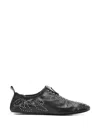 Chloé Low Top Sneakers Pull Tab Round Toe In Black