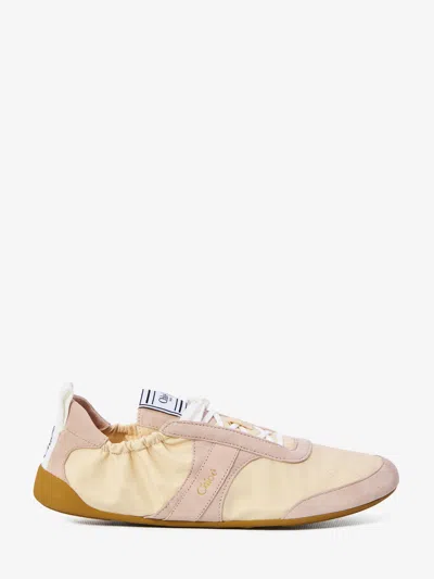 Chloé Stylish Kick Sneakers Featuring Contrast Sole In Pink