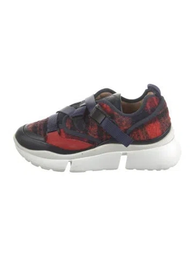 Pre-owned Chloé Sneakers In Red