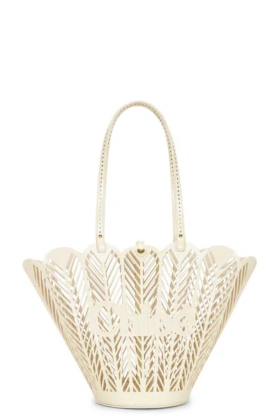 Chloé Soleil Tote Bag In Neutral