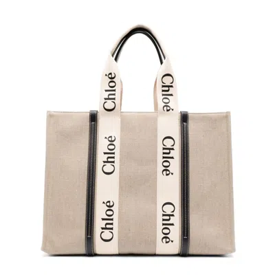 Chloé Spacious Rectangular Woody Tote Bag With Contrasting Straps In Neutrals