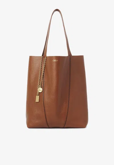 Chloé Spin Grained Leather Tote Bag In Brown