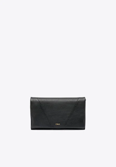 Chloé Spin Leather Clutch Bag In Black