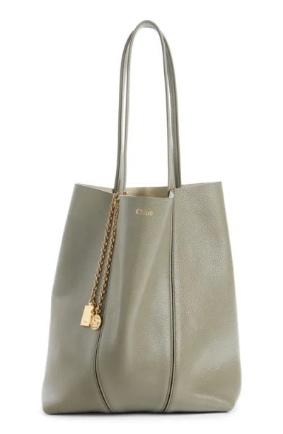 Chloé Spin Leather Tote In Green