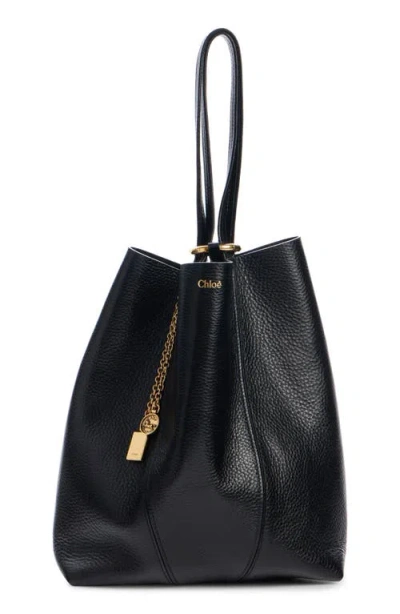 Chloé Spin Leather Tote In Black