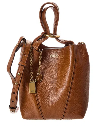 Chloé Spin Small Leather Bucket Bag In Brown