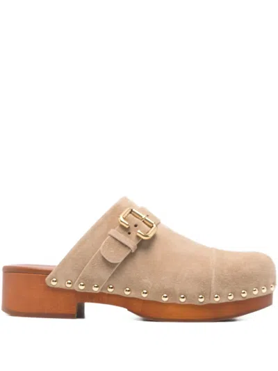 Chloé Jeannette Embellished Suede Clogs In Neutral