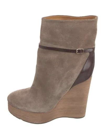 Pre-owned Chloé Suede Boots In Neutral
