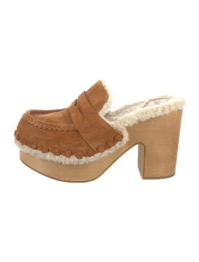 Pre-owned Chloé Suede Espadrilles In Neutral