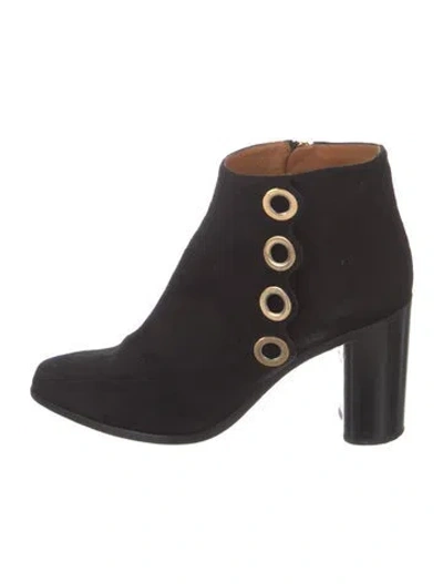 Pre-owned Chloé Suede Pumps In Black