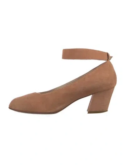 Pre-owned Chloé Suede Pumps In Neutral