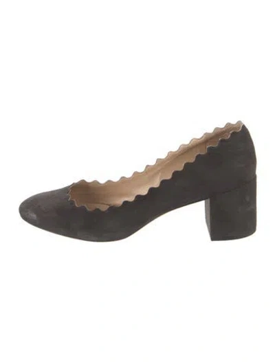 Pre-owned Chloé Suede Scalloped Accent Pumps In Black