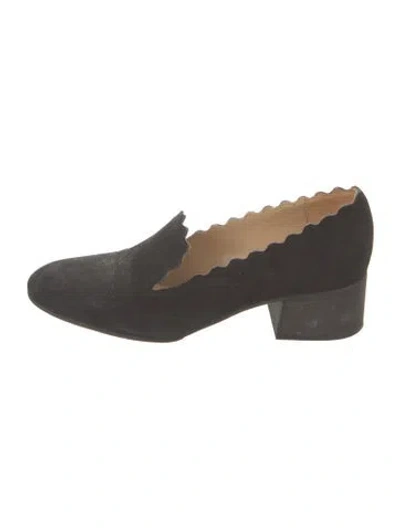 Pre-owned Chloé Suede Scalloped Accent Pumps In Black